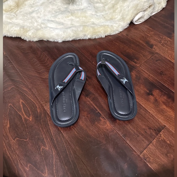 LV slides blue and red size 9 - Picture 3 of 3